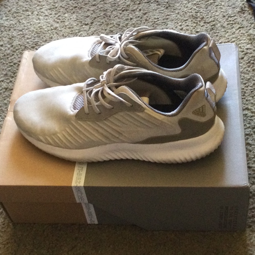 Adidas Alpha Bounce
